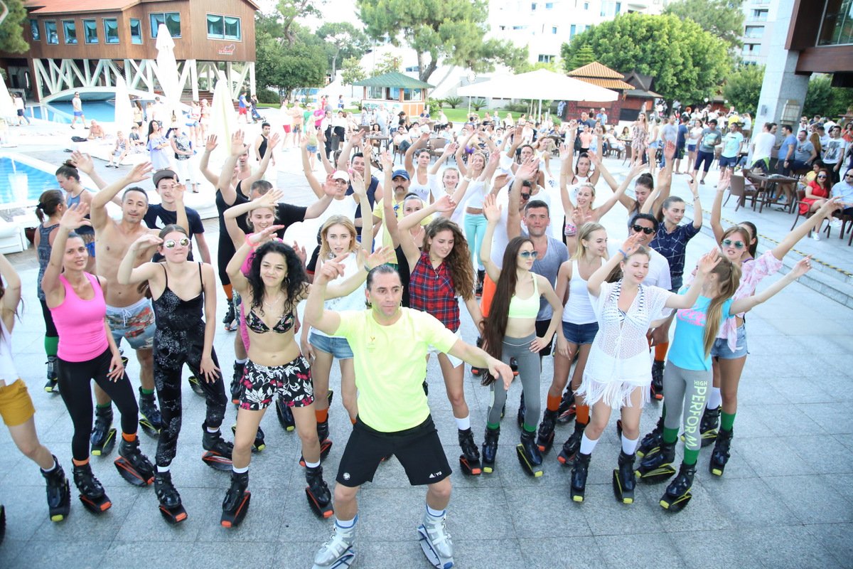 RixosSungate's tweet image. It&apos;s jumping time like kangoo...Let&apos;s join us #RixosSungateMayFest #RixosSungate