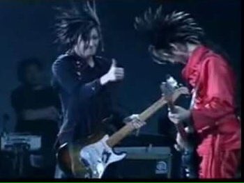 _lukaxxx's tweet photo. 下手が仲良し

 #死という言葉を使わずに死を表現してみろ https://t.co/lWzajRaivt