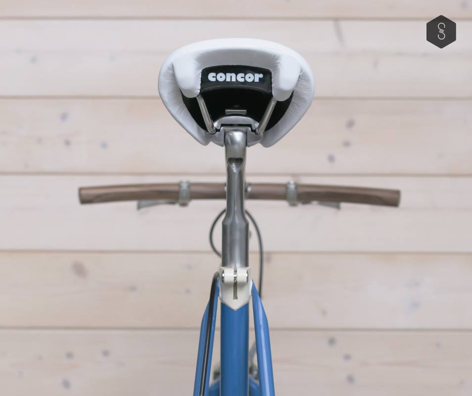 ScattoItaliano's tweet photo. Per questa bici abbiamo scelto #Concor Profil, un'edizione speciale di #Selle #SanMarco. #bici #ScattoItaliano https://t.co/ZpAJpZm382