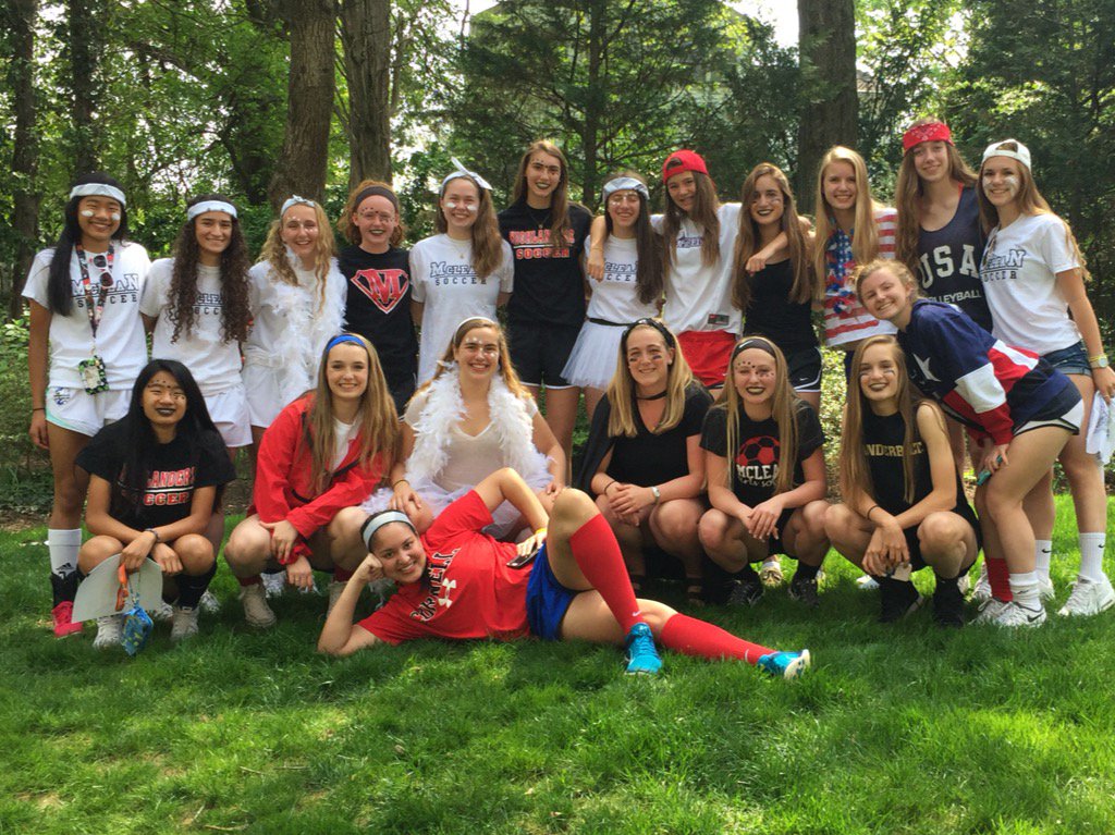 lydsquid2's tweet photo. Let's try this again! Come out to Langley tonight at 5:30 to watch us play Langley!! https://t.co/h3vKHMYRH6