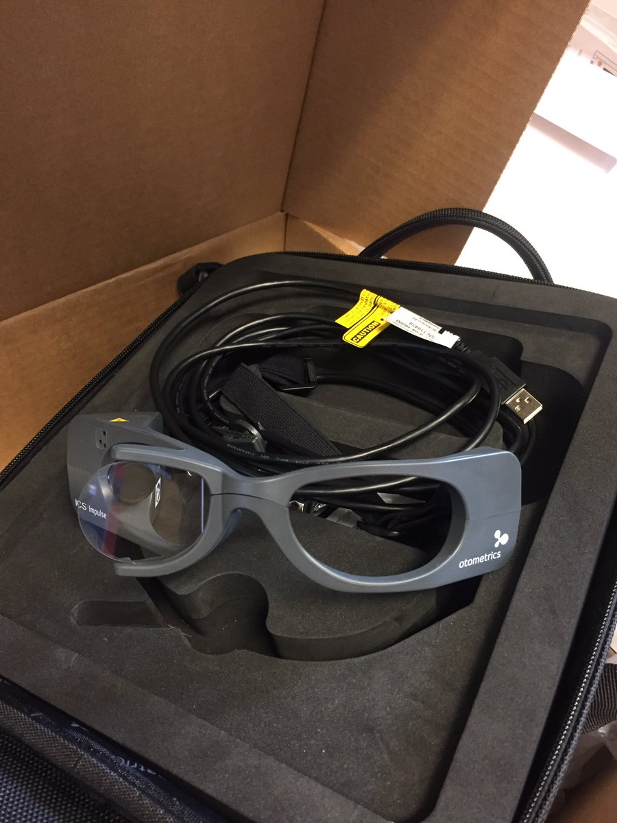 DizzyDrTse's tweet photo. Very very happy to announce, after almost a year of struggle, the much anticipated arrival of the VHIT system!!! https://t.co/6fBVstg2iQ