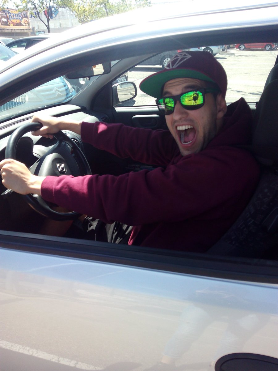 Pedrogomanz tweet picture