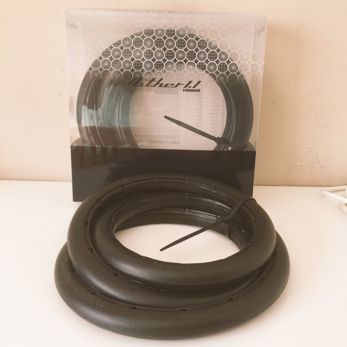 Thanks @TannusEurope <a href="/Tannustyres/">Sean Hayhow</a> for the delivery, looking forward to riding these lighter Aither 1.1's