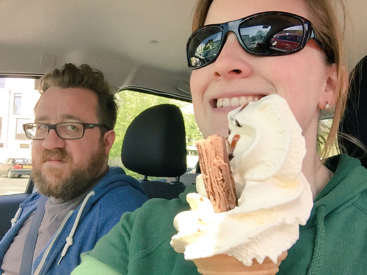 Fab chat with <a href="/TunleyFarm/">Tunley Farm Butchers</a> about their produce and Sammy got a treat for not loosing her rag in Homebase #winwin #diy