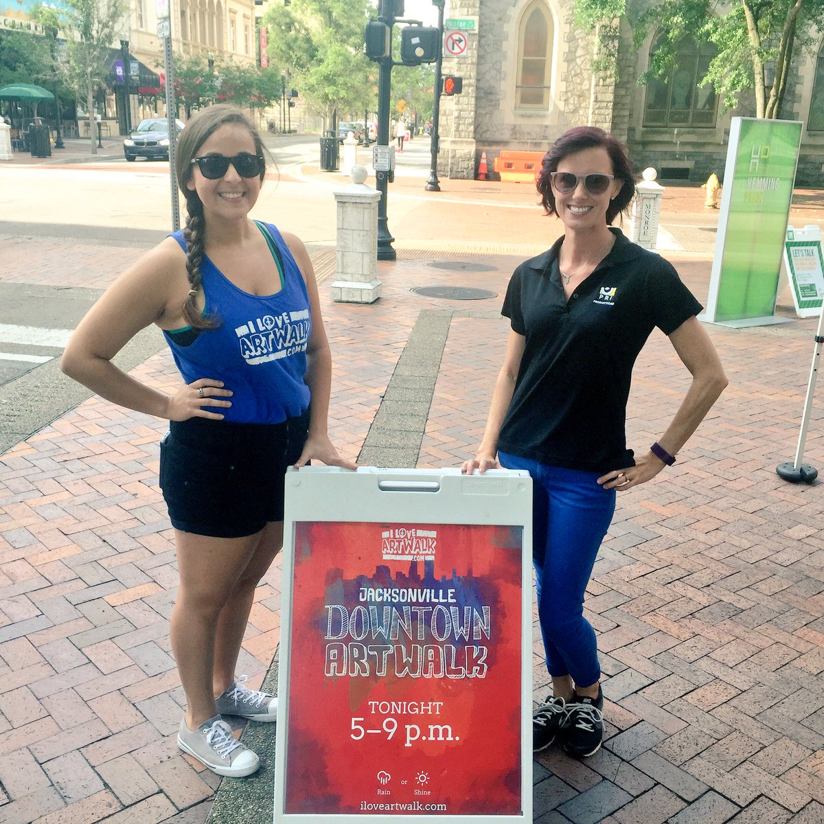 JAXChamber's tweet photo. Team @DTJax &amp; Team @PRIproductions are already setting up for tonight's Art Walk "United We Rock!" #DTJax #ilovejax https://t.co/sWIXf3PDAM