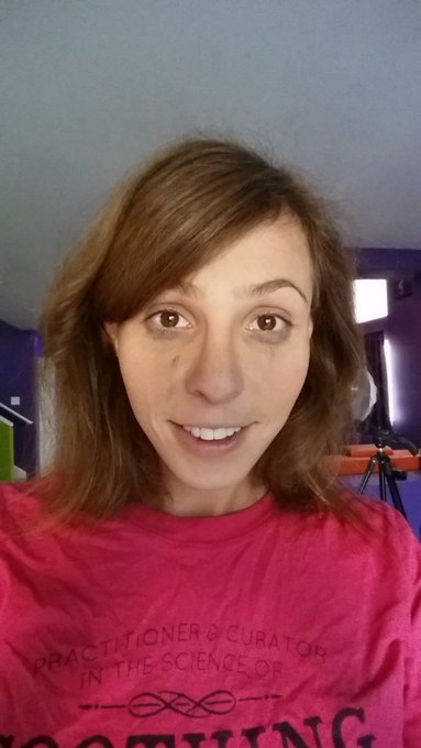got home late and passed out with my makeup on. lol https://t.co/QdpVO14uDs