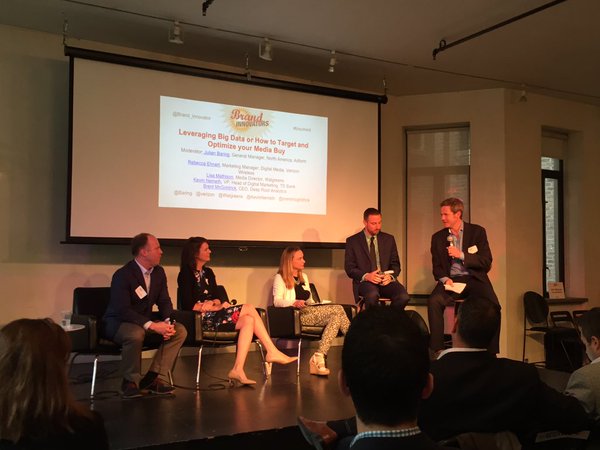 .<a href="/Baring/">Julian Baring</a> takes the stage at @Brand_Innovator #bisummit to discuss Big Data