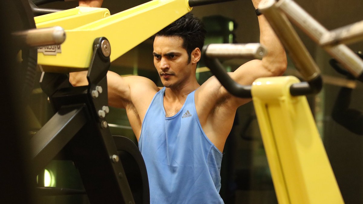 ravibhatia333's tweet photo. Watching #ROROJONGGRANG03 right  after gym. Guys stay glued at @whatsonANTV 😉 https://t.co/CGAUa1lRt2