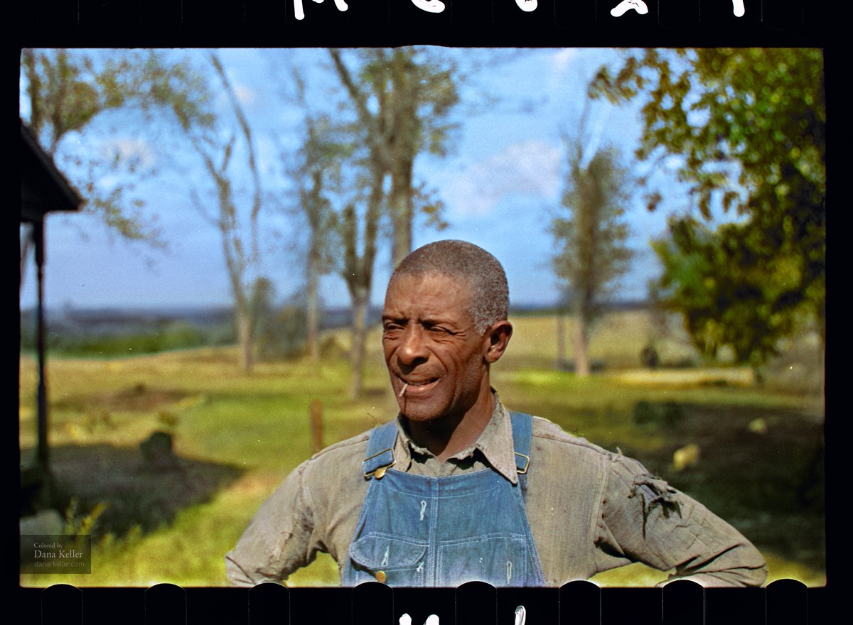 _HistoryInColor's tweet image. Kansas farmer during the Great Depression,1938 #colorized facebook.com/HistoryInColor…