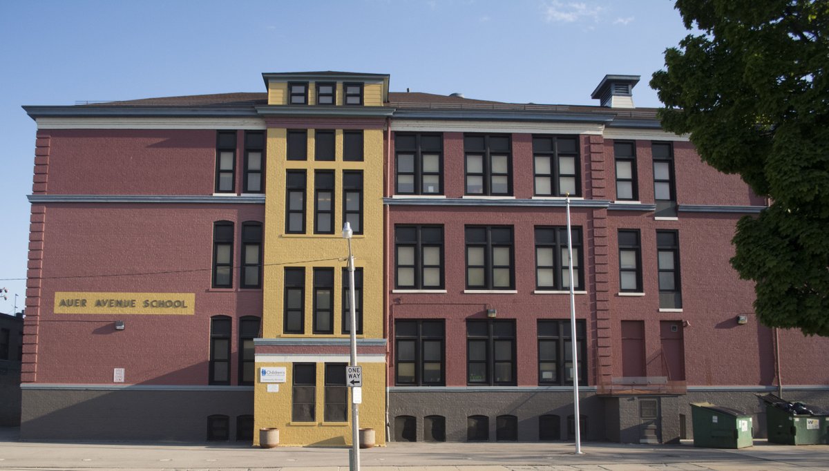 Gutted: The “future” of Milwaukee Public Schools (via <a href="/MilwaukeeSCU/">MilwaukeeSCU</a>) bit.ly/1Tm8k5g #noMPStakeover