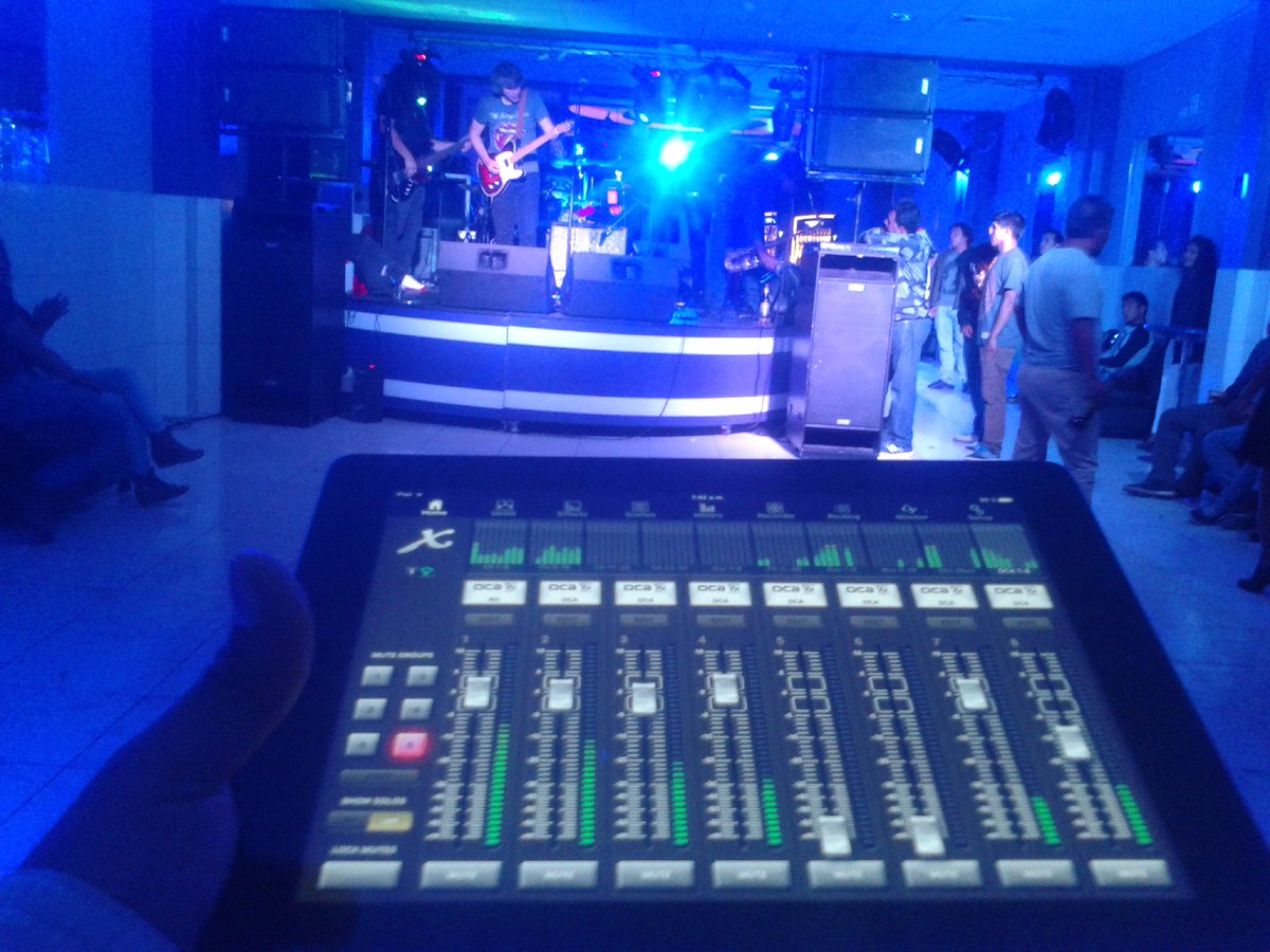 DISCOTECA ZAFARY
"AFRODISIACOS EN CONCIERTO"
Servicio: Sonido e Iluminación
Discoteca Zafary
WAYRASOUND.COM