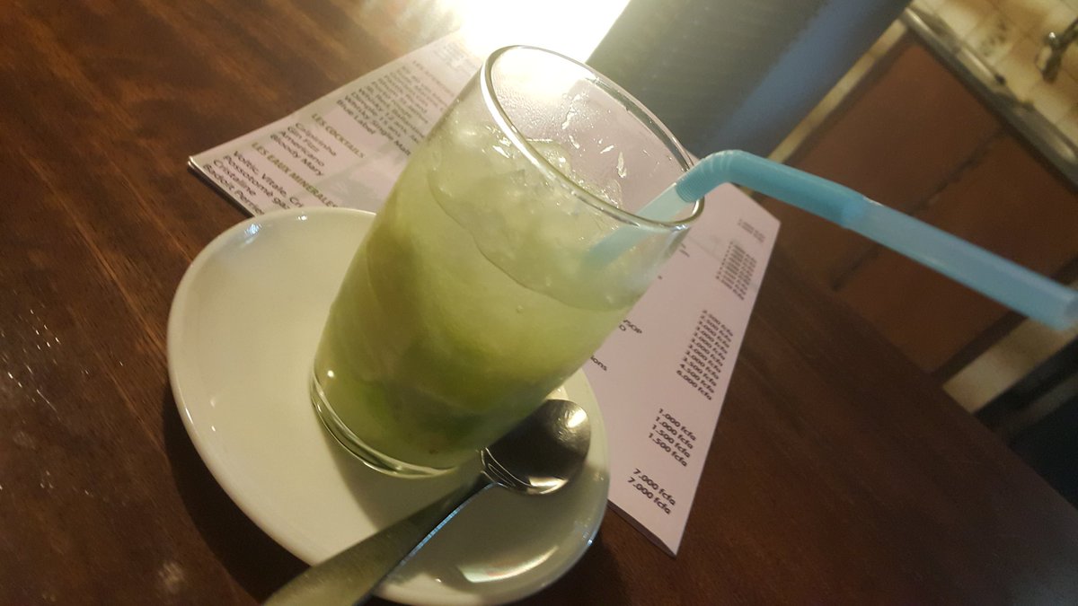 Ce que tu as,beaucoup peuvent l'avoir...
Mais ce que tu es,personne ne peut l'être..