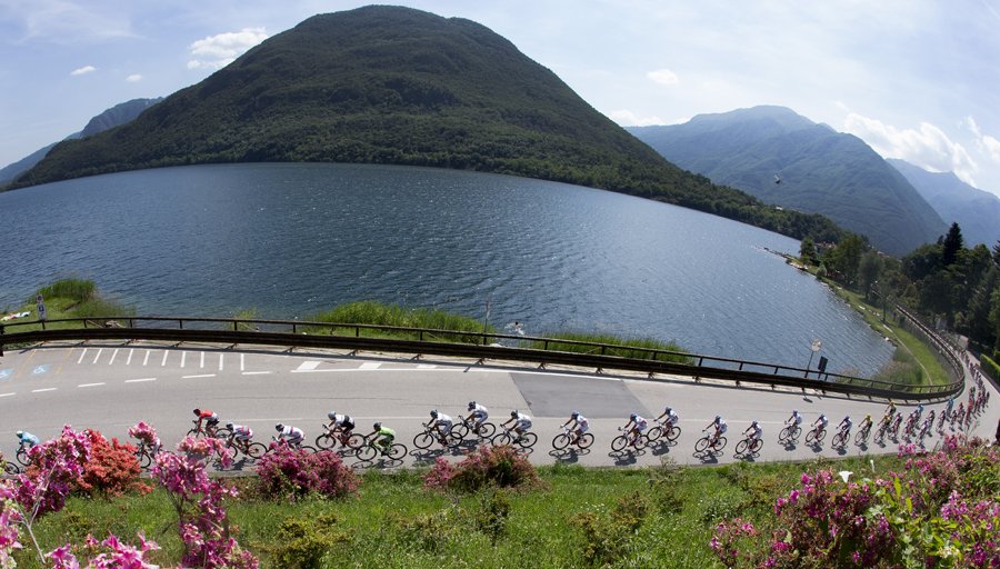 ¡Mañana empieza el #Giro! En Ciclista 12 todos los detalles del recorrido y los favoritos.(foto: ANSA/Claudio Peri)