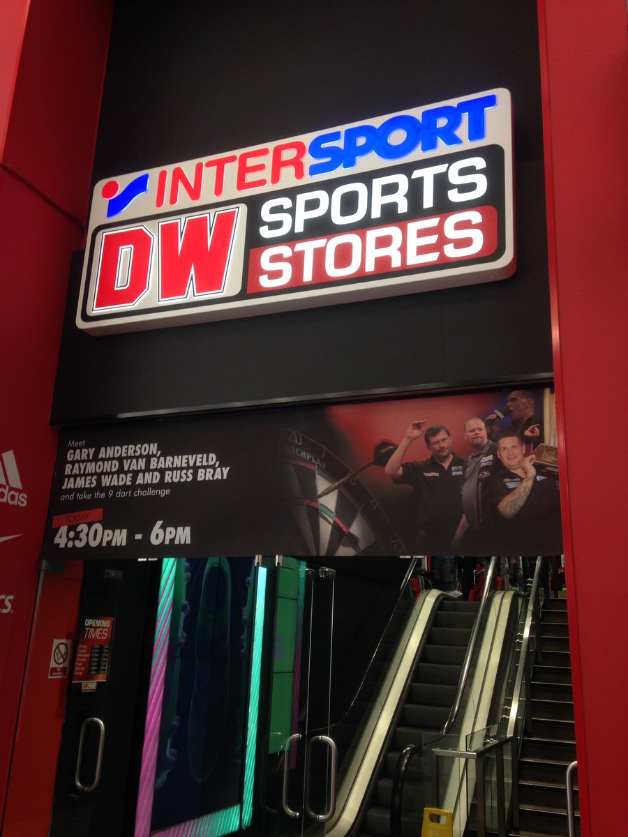 zoevose's tweet photo. meet team unicorns @GaryAnderson180 @JamesWade180 and @Raybar180 at @DWSportsOnline Manchester from 4pm !! https://t.co/qocBWYeQUZ