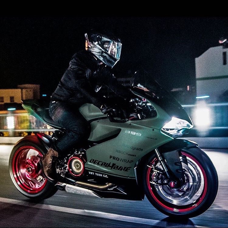 MWANYC's tweet photo. #bmw #buell #ducati #harleydavidson #honda #kawasaki #suzuki #gsxr #yamaha #bikelife #irideny #iridenj #mwanyc https://t.co/PBManUXDB9