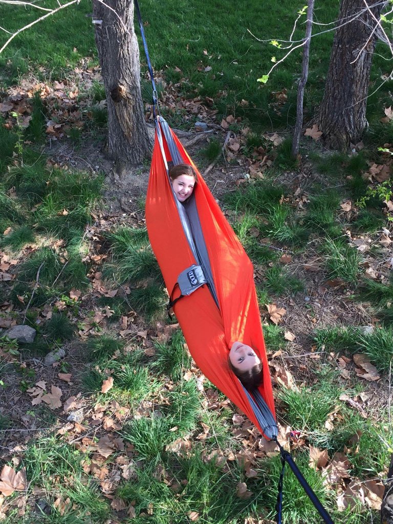 EderJills's tweet image. Happy friendaversary to my other half. #2down