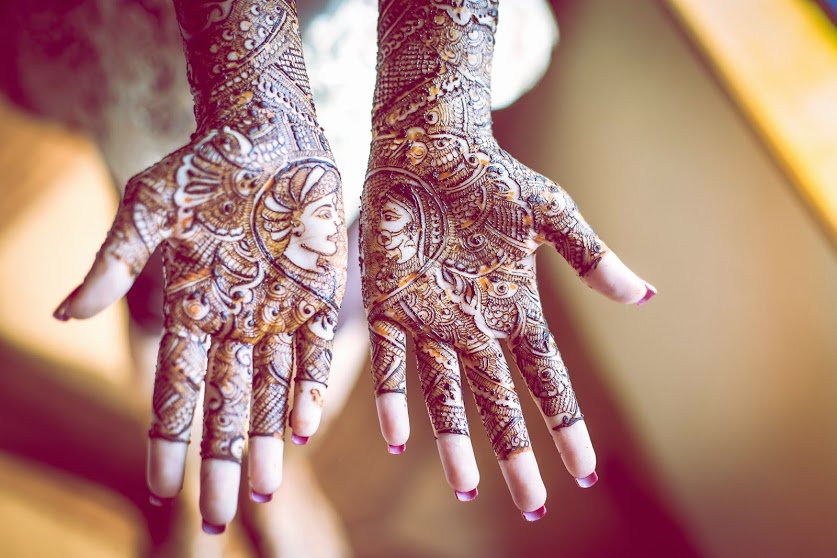 weddingzo's tweet photo. #Mehendi #Artists from all over the #country, the #best available to you in your #city only from #weddingzo https://t.co/8OilBuvPTF