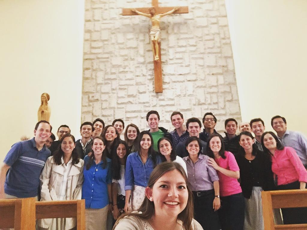 rafaa_oa's tweet photo. No es la carne y la sangre, sino el corazón lo que nos hace familia #FamiliaRC #legios #consas #consos #colabs https://t.co/5NimCIOmx9