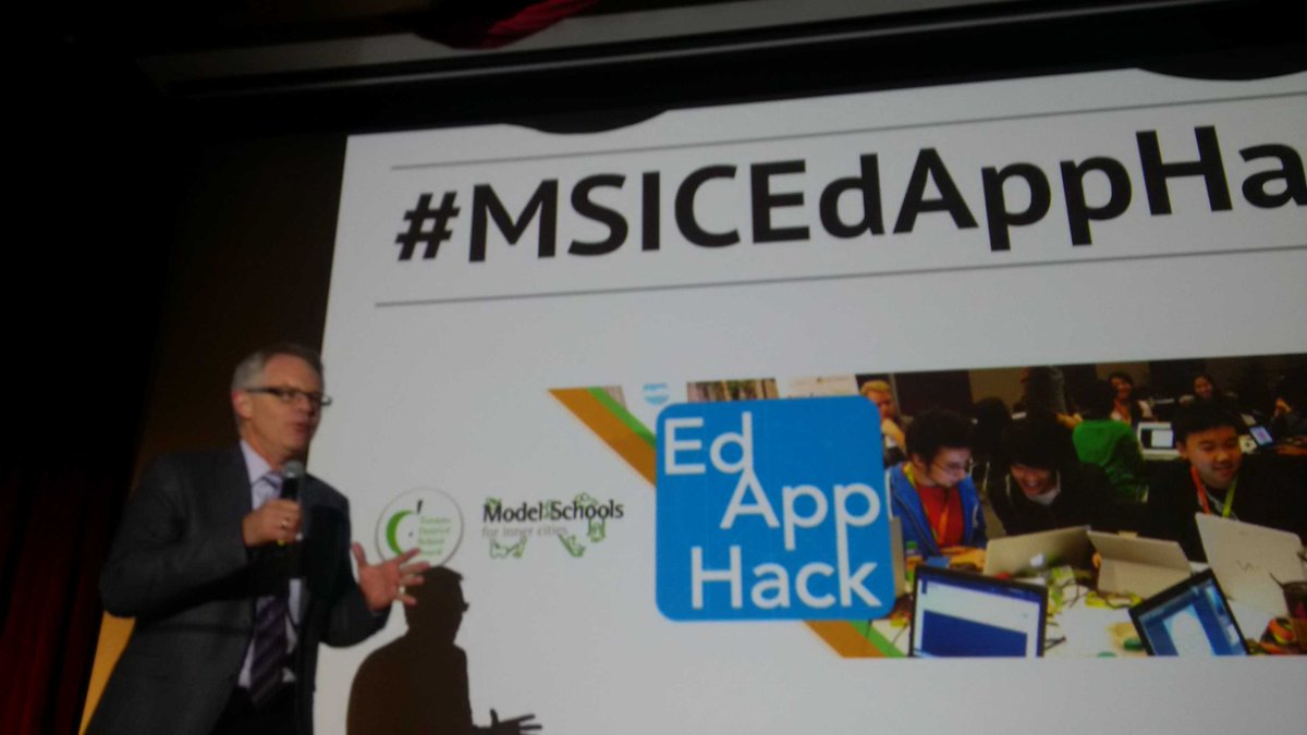VickyBranco's tweet image. Director Malloy is in the house #msicedapphack @malloy_john @TDSB @tdsb_msic