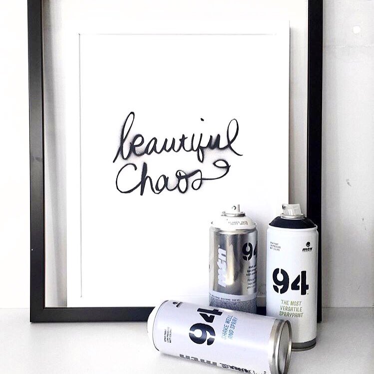 ✔️#graffitiinspiredprints#beautifulchaos#creative#minimal#streetstyle#interior#inspiration createyourownstyle.nl