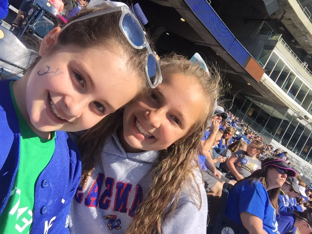 BeatrizBebee's tweet photo. #SchoolDayattheK https://t.co/mecHzkVFAJ