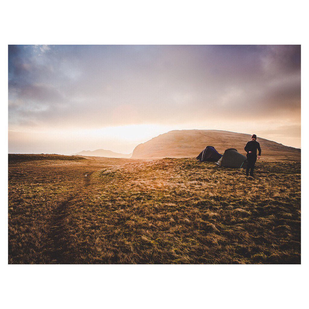 I wish I could wake up like this everyday! #findyourepic #snowdonia #sunrisecamp #visitwales #Afterlight