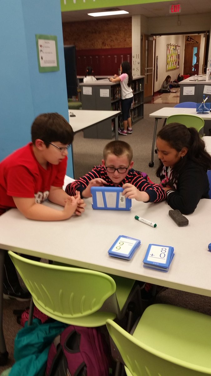 Cyndi_Bradford's tweet photo. Student Tech Service Club create videos for our Ss needs #mathfacts #hallwaybehavior #fractions @SipleySchool https://t.co/q4cWH6CNvt