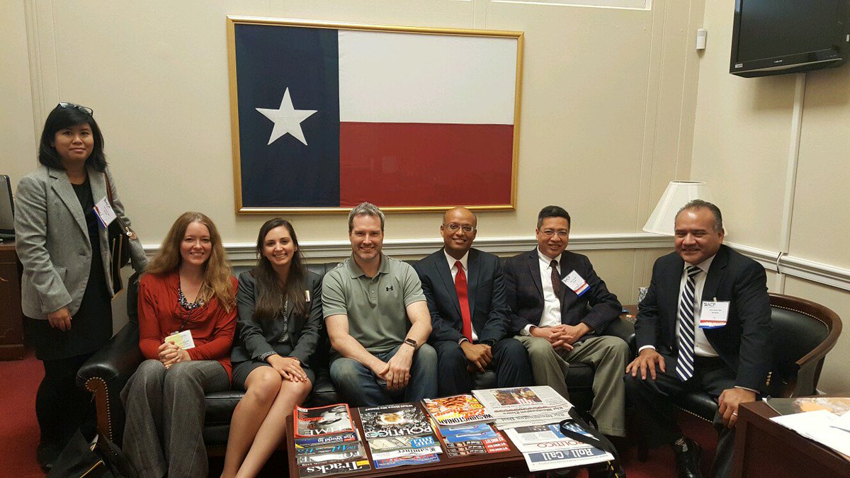 JohnFloresMD's tweet image. @Texas_ACP @ACPinternists #ACPLD @RepRatcliffe good discussion. Impt to the health of Texans