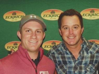 kmills34's tweet photo. Fun time last night in Madison hanging out with @eastoncorbin and @ctate19 https://t.co/aph5cnwbg3