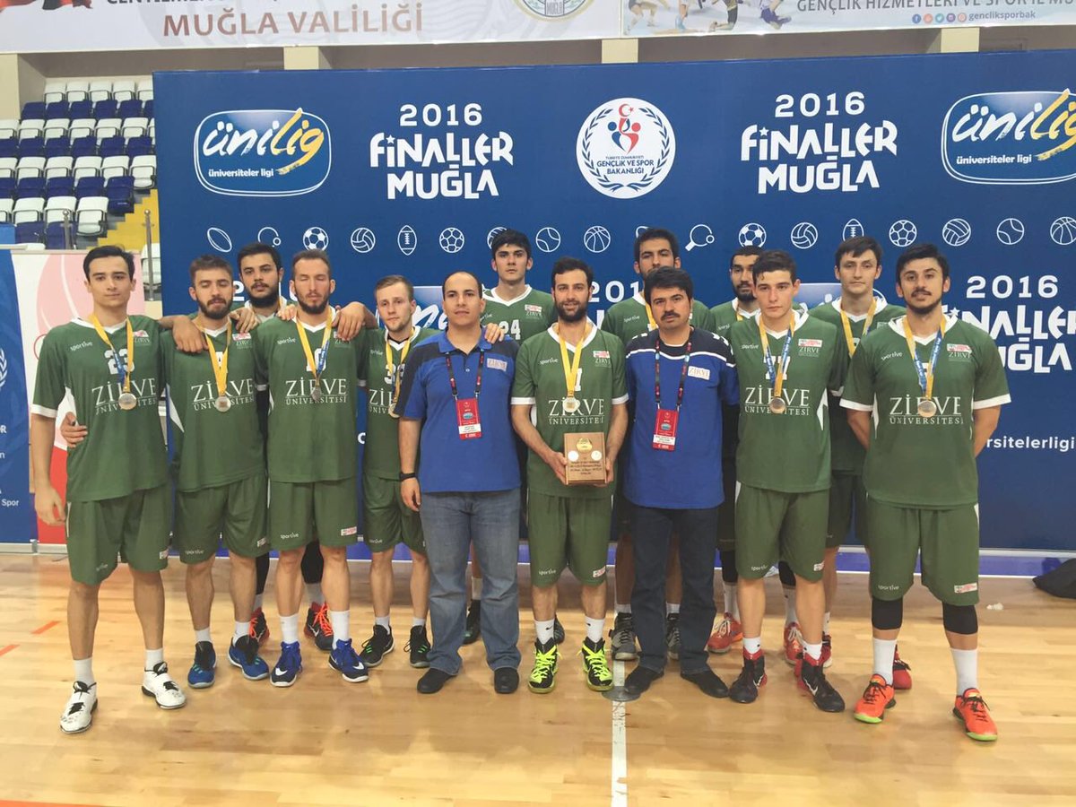 Takımımız daha iyisini yapmak için çok çalıştı, şimdilik Türkiye 2.olduk. 😱😉👏🏻🏆🏀👍