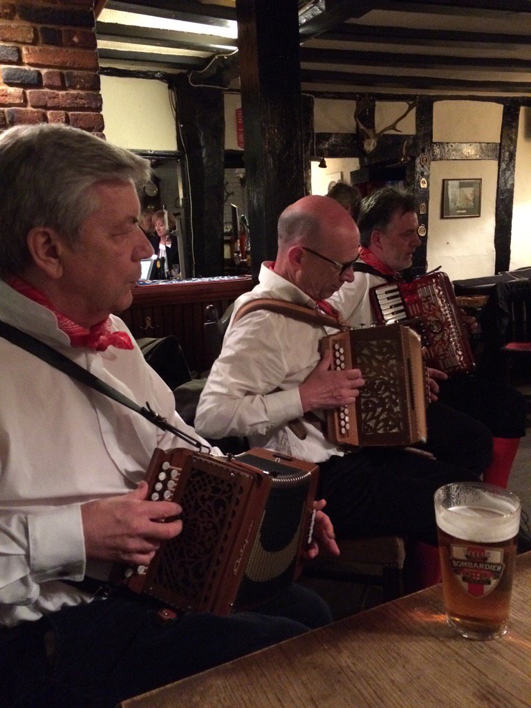 Kerryonthemove's tweet photo. #jammin # bucks head little Wymondeley #ramrugge https://t.co/kY2pKhKJmy