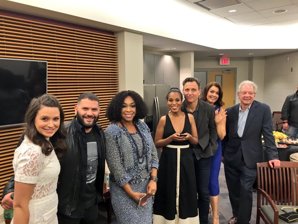 SmithsonianSA's tweet photo. Relive #SCANDALatSI with this @SmithsonianMag piece on @shondarhimes and @ScandalABC : https://t.co/hjxQKrZSbi https://t.co/7ZwifhXSLg