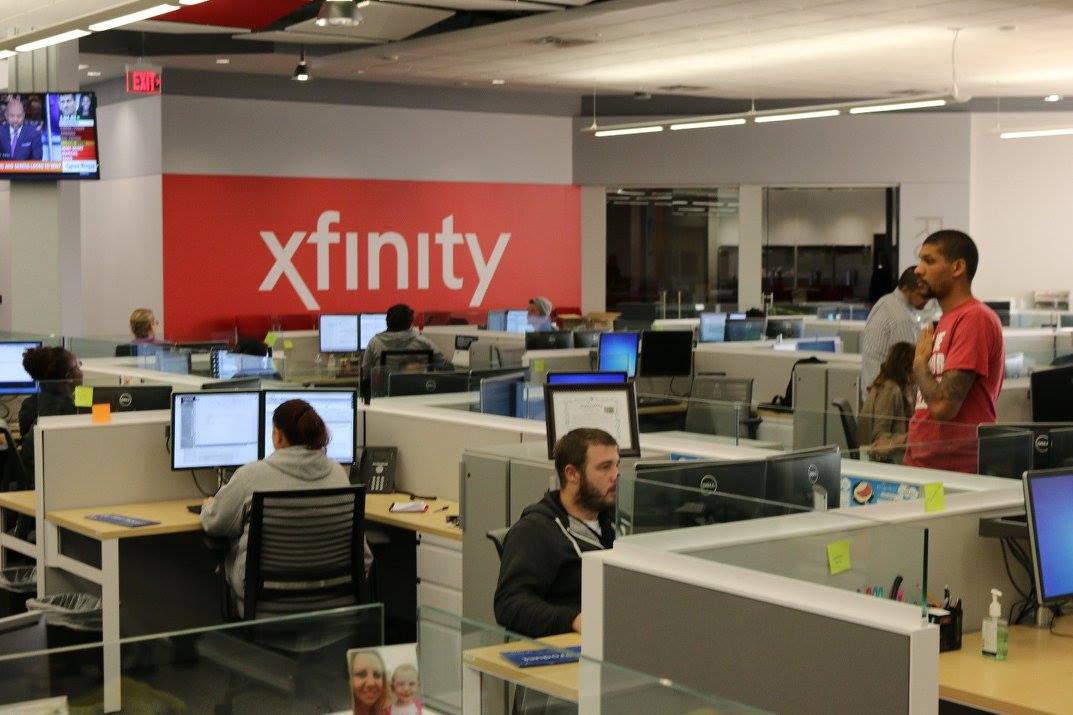 ComcastTucson's tweet photo. Comcast hoping to transform cust experience – opening new call center this week. #ComcastCX #ComcastTucson #VetJobs https://t.co/gGTnEwapVj