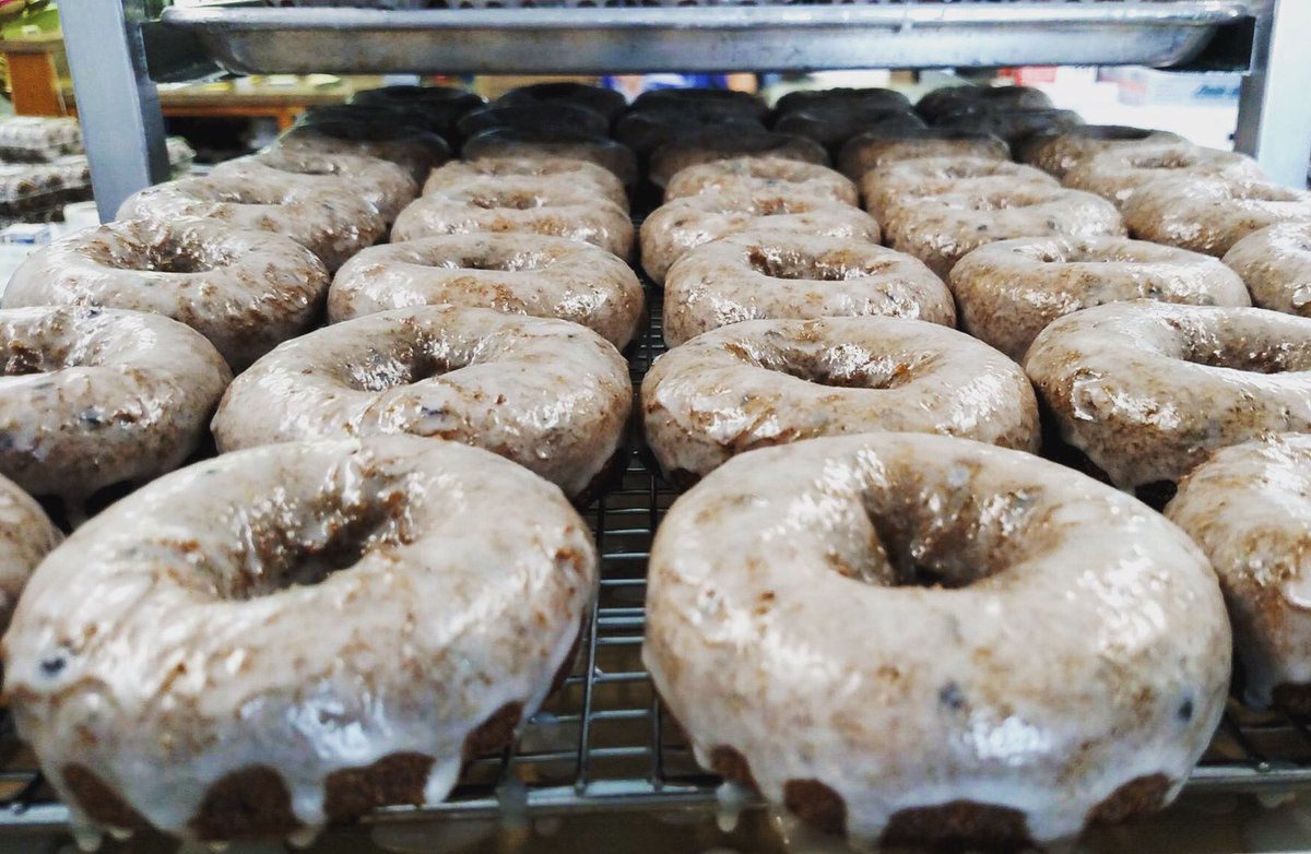 BBFarmMarket's tweet photo. Want donuts?! We'll be at the Tulip Time Arts and Craft Fair May 7 10-6 and May 8 10-4! https://t.co/qj9MY6bKdo