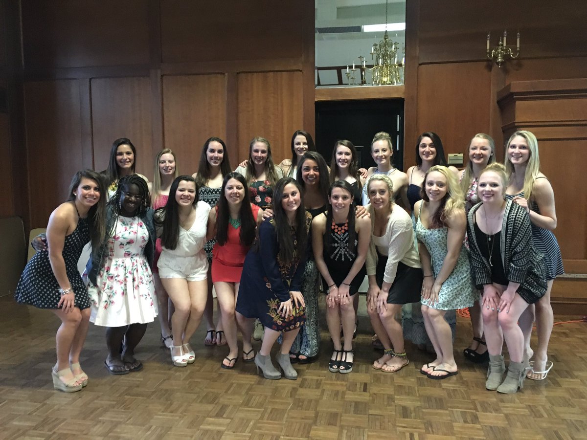 SCWGym's tweet image. Here are some pictures from our end of the year banquet💗