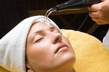 xpressweightlos's tweet photo. This month's giveaway is a vitamin facial, like, share and comment to win! Good luck https://t.co/aH7RuQ0Fxl