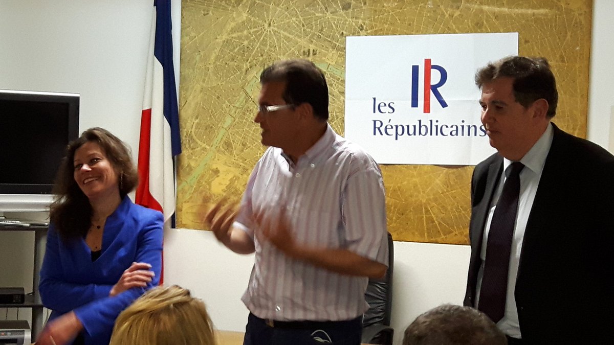 A_ZrihenParis20's tweet photo. Réunion #LesRepublicains 》circos #EstParis avec @Fpechenard @deborahpawlik @jackyvesbohbot @AtanaseParis20 @SenlierC https://t.co/ECQjd6ZuL7