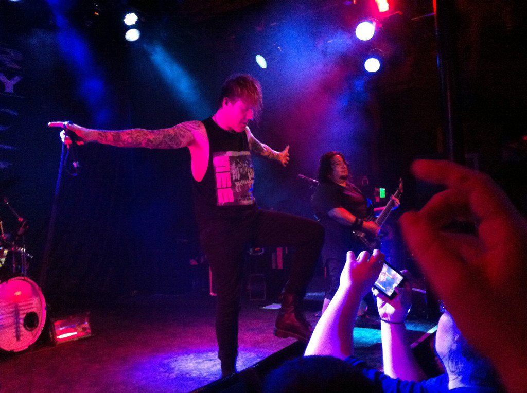 ImpossiWeapon's tweet photo. #fearfactory #slims #SanFrancisco https://t.co/9SBX0yc3o1