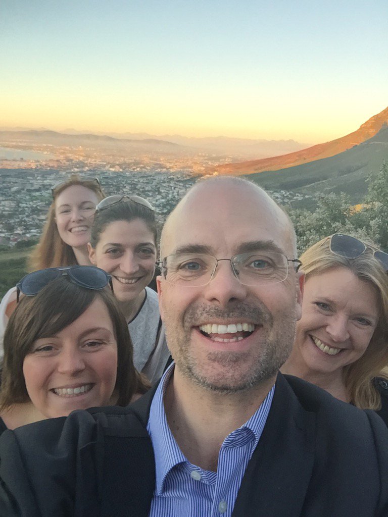 pgrsmith's tweet photo. At Table mountain https://t.co/tMQRli3tZm