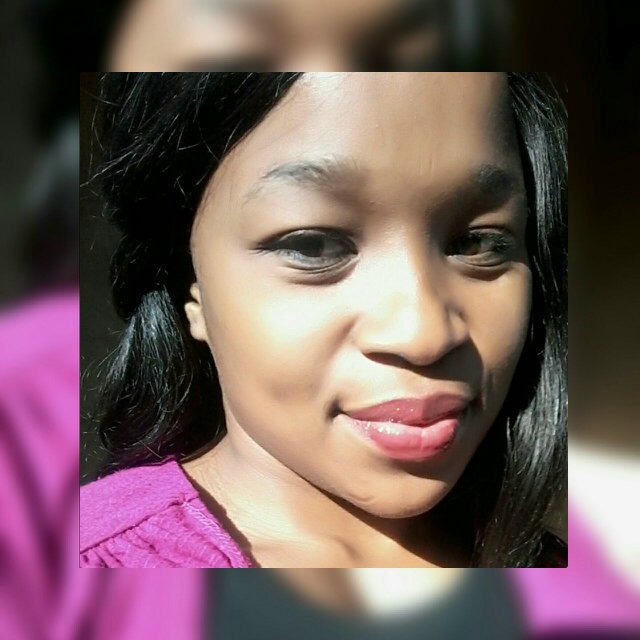 Thandiwe0607's tweet photo. Sun kissed https://t.co/jrf3ZTQBbG