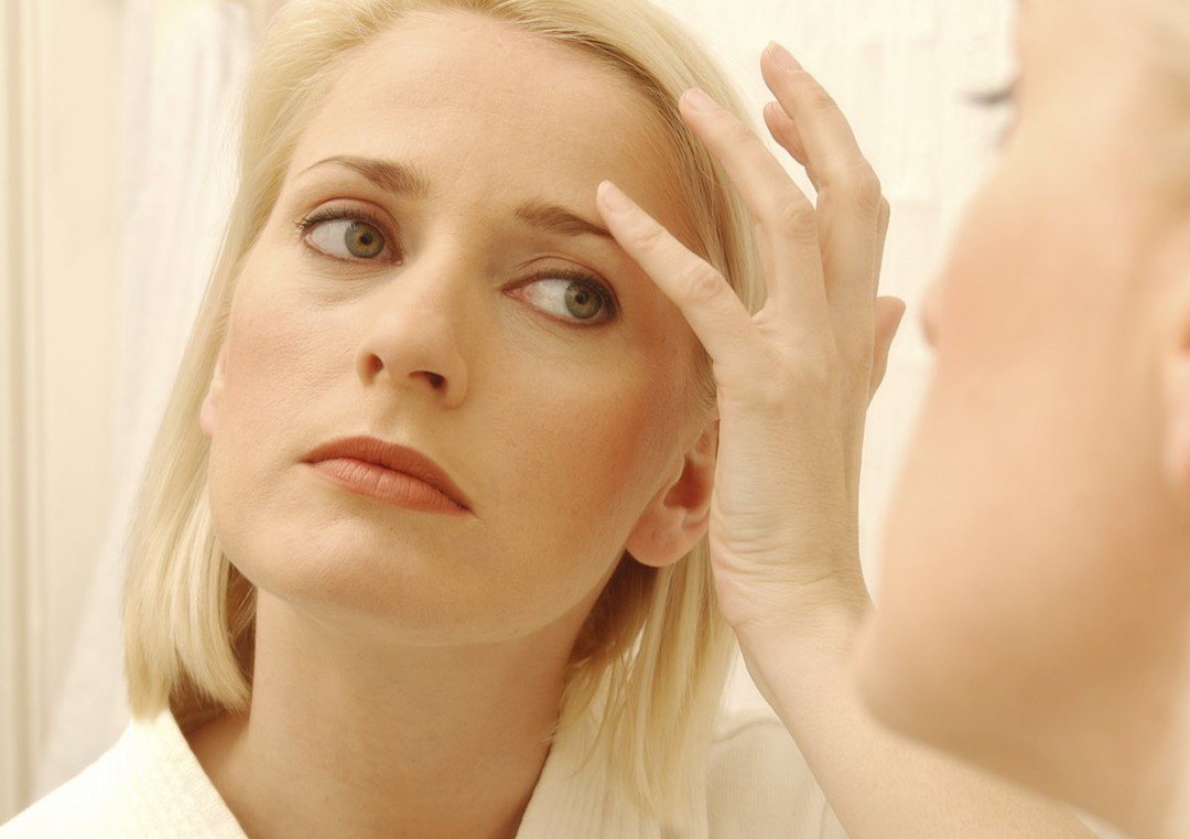 MakeAMudMask's tweet image. Grow old disgracefully! Fight the signs of ageing with a homemade mud mask… howtomakeamudmask.com/2016/01/22/fig…