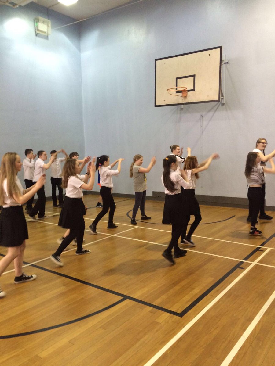 KingsParkSec's tweet photo. Thank you to all our partners who helped make today's S1 Health and Wellbeing morning a success #partnerships https://t.co/nfIYbFeKLf