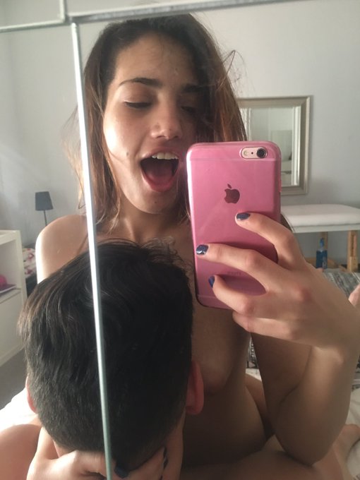 Boyfriend ? https://t.co/mKATLqtJSY
