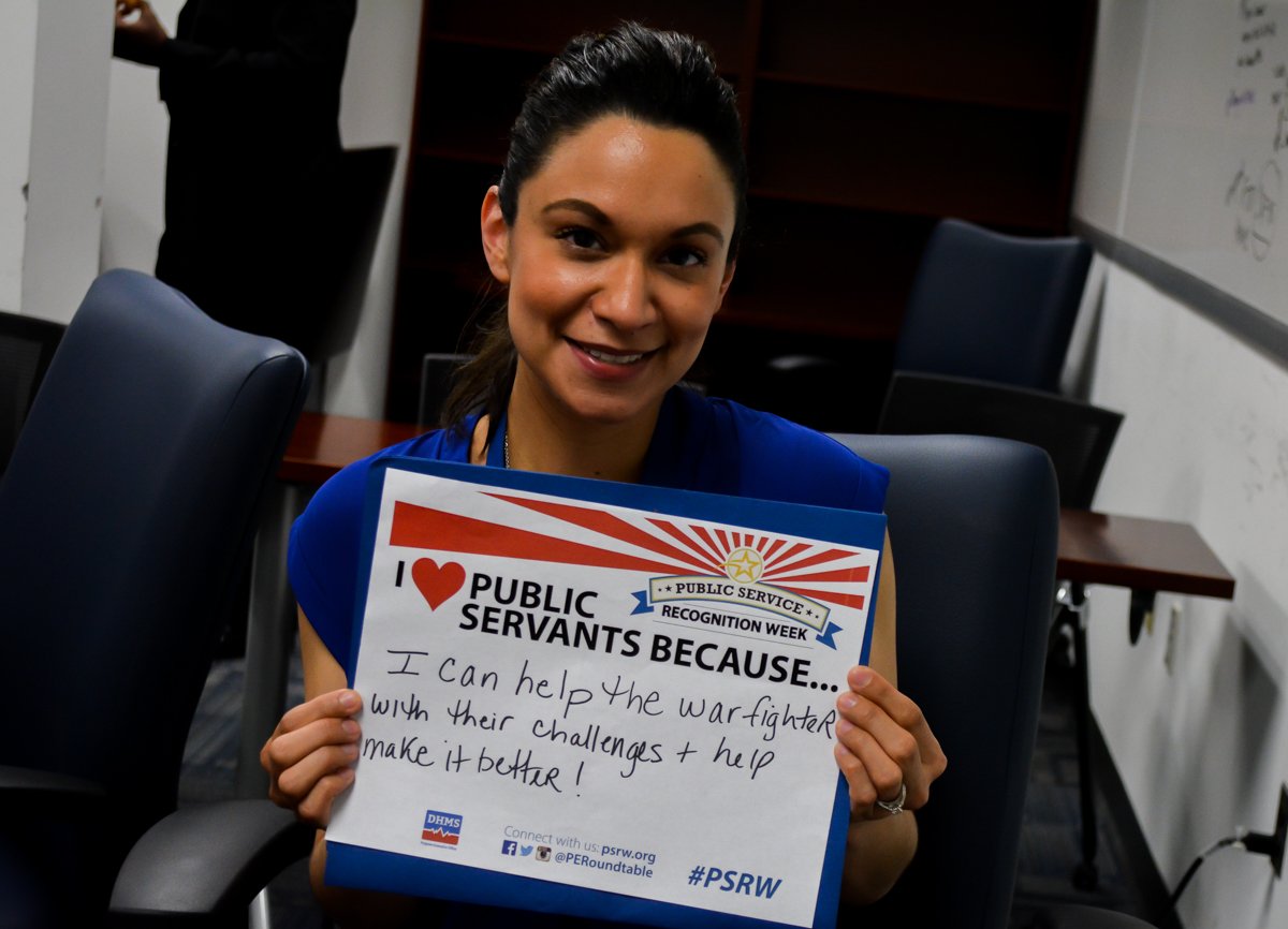 DoD_EHR's tweet image. How do you serve our Warfighters? #PSRW @PERoundtable