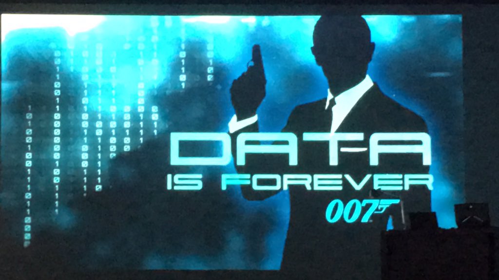 fabiolalli's tweet photo. Congrats @jburton aka Bond 007 for this new mission Data is Forever #EmcWinArift #EMCworld #DataIsForEver https://t.co/jRVNZJZwAf