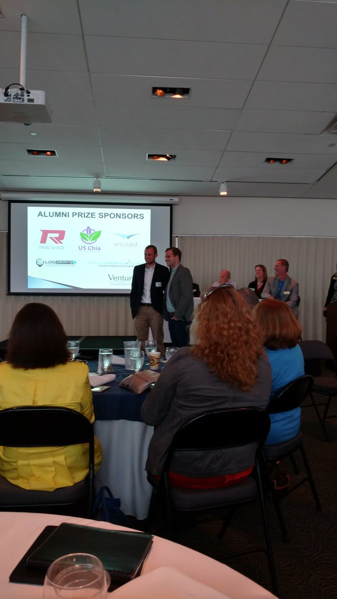 StartupLou's tweet photo. .@FarmSpecLLC takes the $250 @vclou alumni award #venturesharks https://t.co/4V9Zn2PYMN