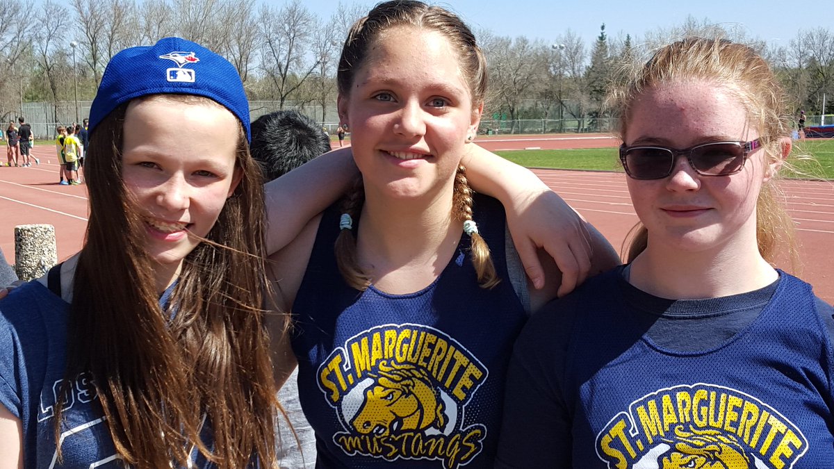 StMargRCSD's tweet photo. A great morning at our first quad meet! #schooltrack @RCSD_No81 @GrahamHayes11 https://t.co/lM7DcDiOEF