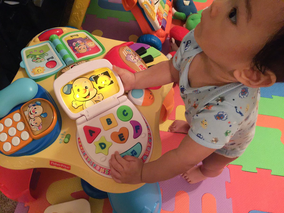 marychrish's tweet image. Z&apos;s latest fave toy. 😊 #learningTable #standingonhisown #developmentalmilestone