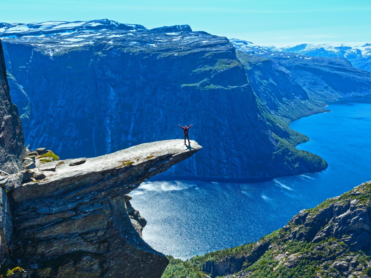 2morrowknight's tweet photo. The most popular places to #travel this summer https://t.co/VoRLVR1I4J #ttot #tourisme RT @Pinterest @AFARmedia https://t.co/U2ARDb39TE