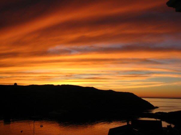 MonheganBoat's tweet photo. Check out @Q979 report by @kyliequeen_  https://t.co/YEKMvob1oG time for a brew at @monheganbrewing #SustainMonhegan https://t.co/GVyMsS6Eml
